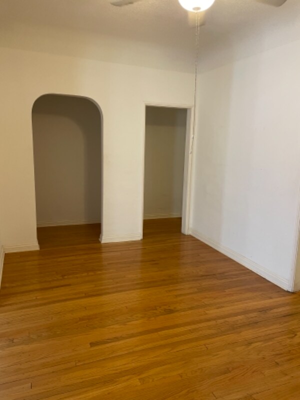 Foto del edificio - 1547 S Wooster St