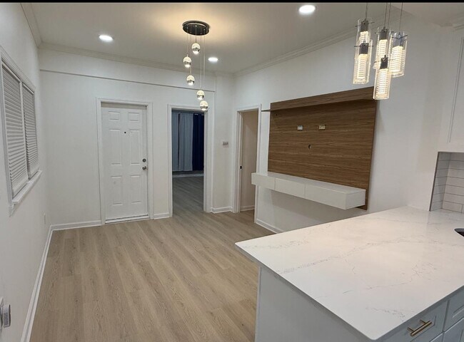 Foto del edificio - 67 Winfield Ave