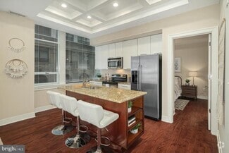 Building Photo - 1501 Locust St