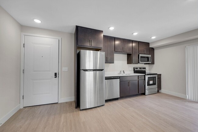 Foto del interior - 707 W Springfield Ave