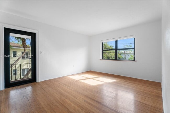 Building Photo - 3202 Elizabeth St