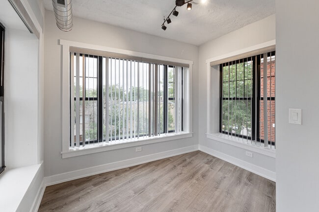 Foto del edificio - 7645 N Sheridan Rd
