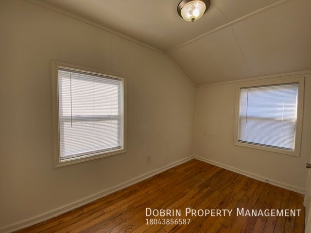 Foto del edificio - 1706 Brookfield St