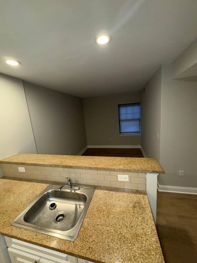 Photo - 56 Imlay St Apartment