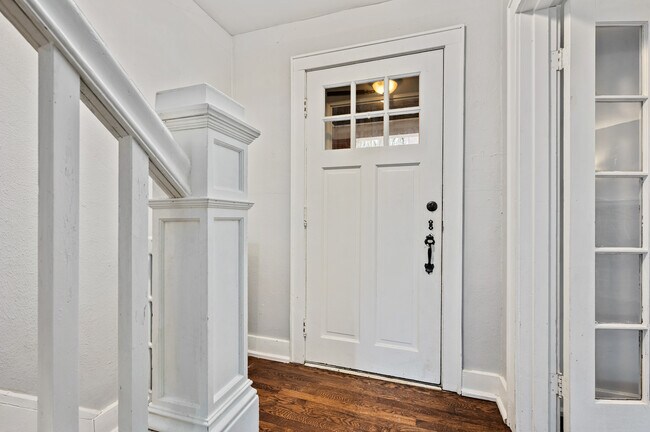 Foto del edificio - 139 Sumner Ave