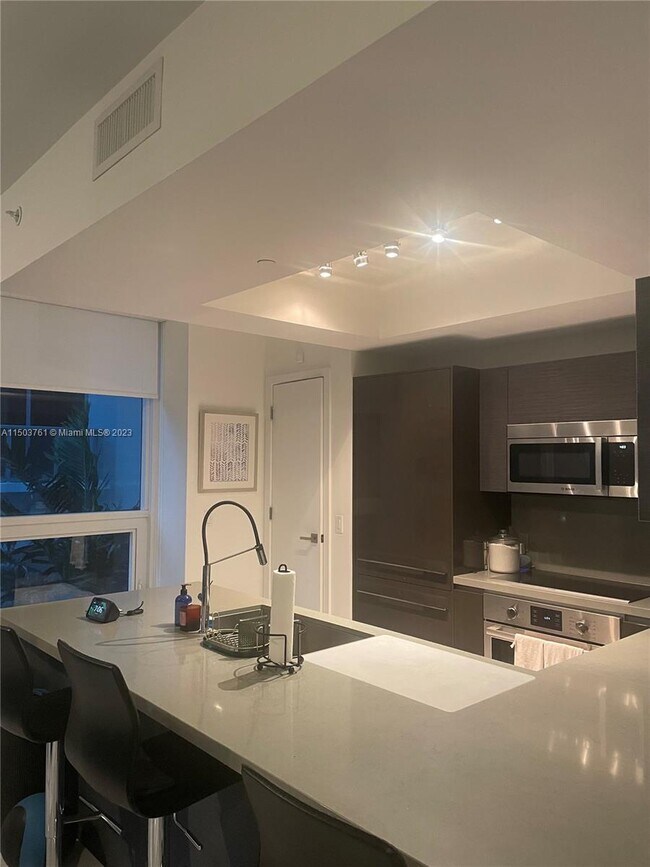 Foto del edificio - 1080 Brickell Ave
