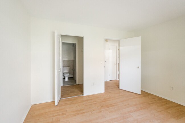 Foto del edificio - Updated One-Bedroom in Cherboneau North | ...