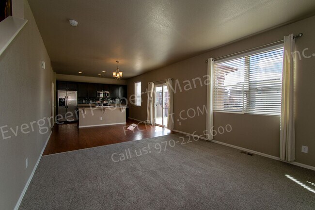 Foto del edificio - 6807 Grainery Rd