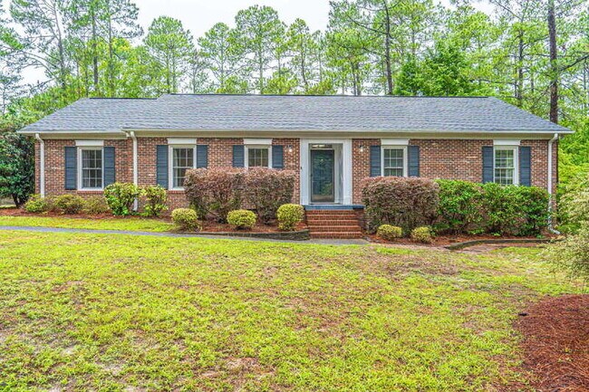 Building Photo - 120 Fox Hunt Ln