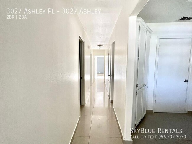 Building Photo - 3001 Ashley, 3027 Ashley