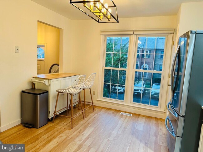 Building Photo - 12309 Quiet Hollow Ct