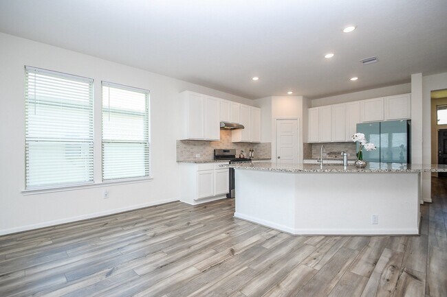 Building Photo - 3043 Kastania Ln