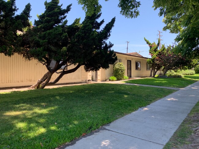 Building Photo - 3411 W Orange Ave