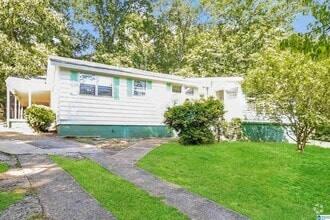 Building Photo - 3130 Ashwood Rd