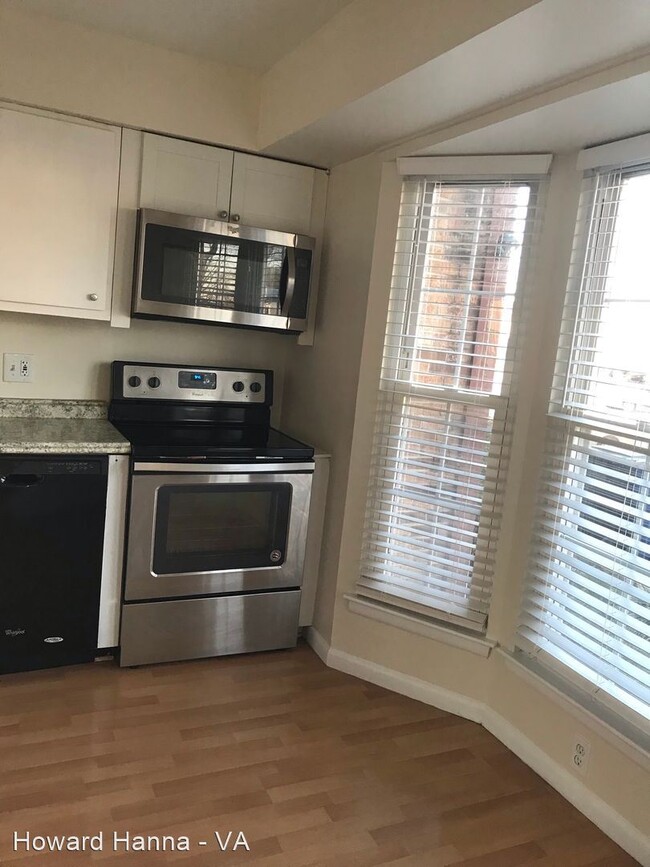 Building Photo - 3 br, 1.5 bath House - 681 Governors Way