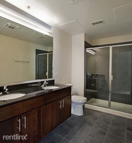 Foto del edificio - 425 E Erie St