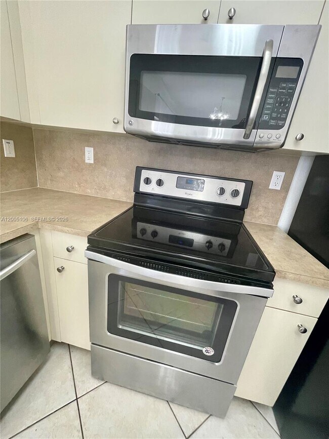 Foto del edificio - 21477 SW 85th Psge