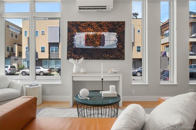 Foto del edificio - 4432 Tennyson St