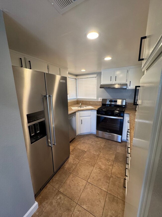 Foto del edificio - Move in Special: 2 Weeks Free! Great 2 Bedroom 2 bath - Villamira  Community, Laguna Niguel-In Un...