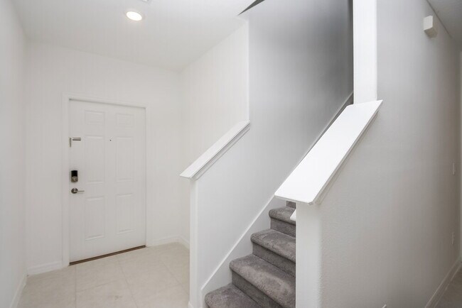 Foto del edificio - 7336 Spring Snowflake Ave