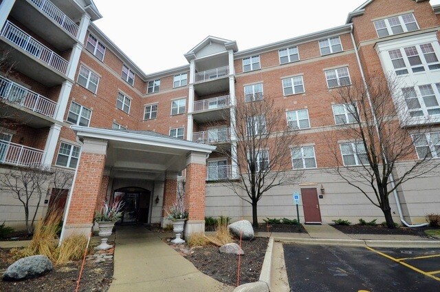 Primary Photo - 101 Pointe Dr