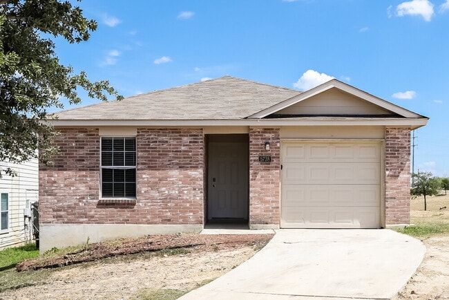 Building Photo - 5738 Sandy Canyon
