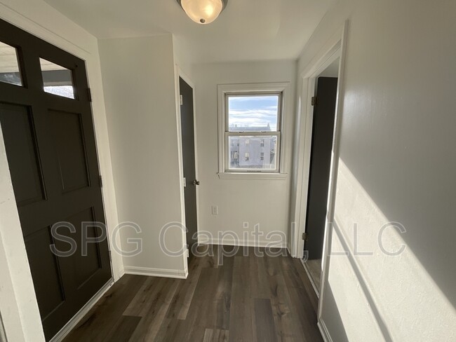 Foto del edificio - 124 Ann St