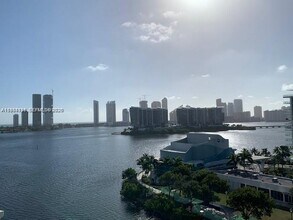 Building Photo - 3330 NE 190th St