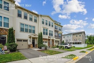 Building Photo - 8907 Garrett Way