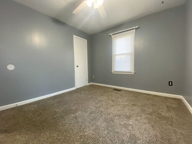 Foto del edificio - 3 Bedroom House on Evansville's West Side ...