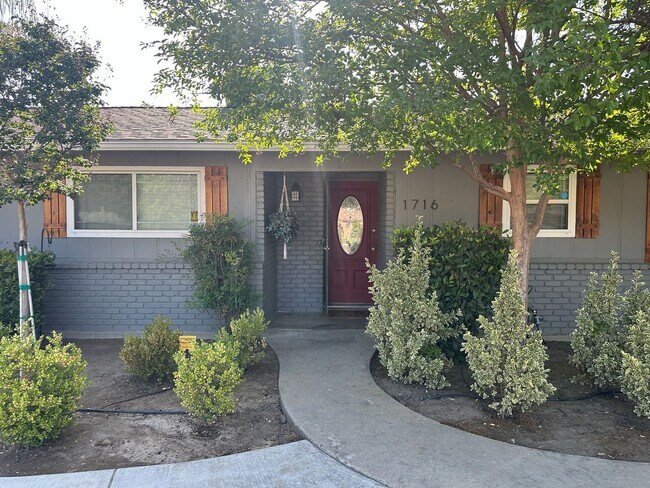 Building Photo - 1716 S Michael Ct