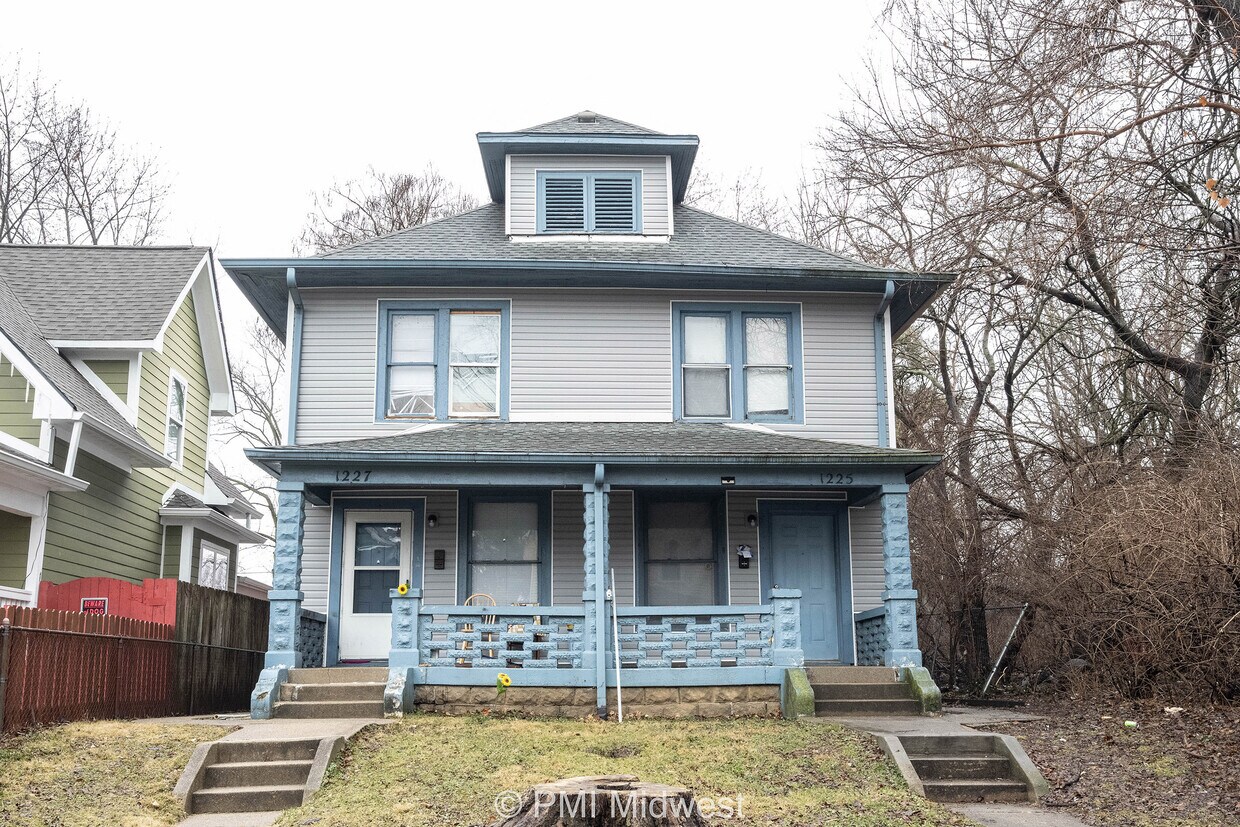 Primary Photo - 1225 N Tacoma Ave