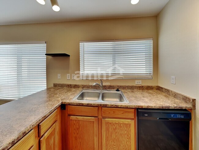 Foto del edificio - 10936 W Ruth Ave