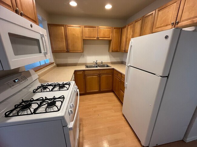Photo - Cozy Ranch in Thornton House