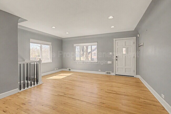 Building Photo - 2646 S Cherokee St