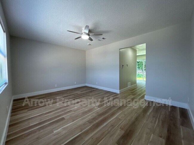 Foto del edificio - 1218 S Jackson St