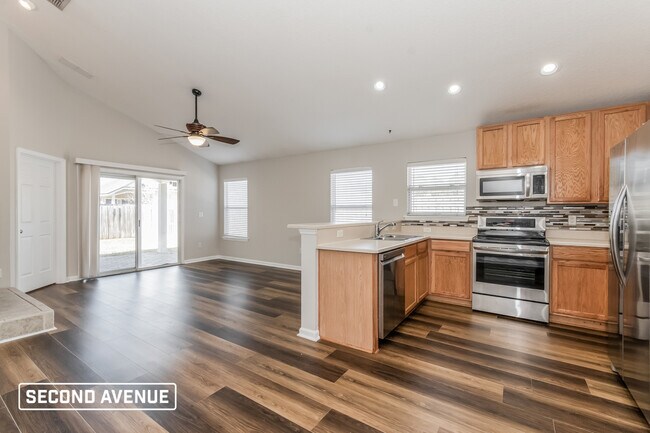 Building Photo - 3057 LITCHFIELD DR