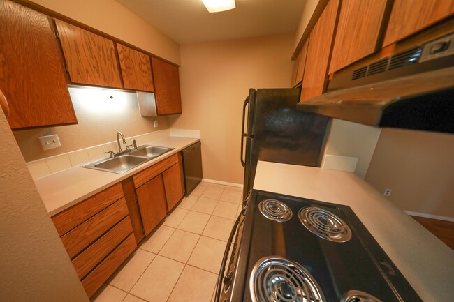 Foto del edificio - 3841 Montgomery Blvd NE