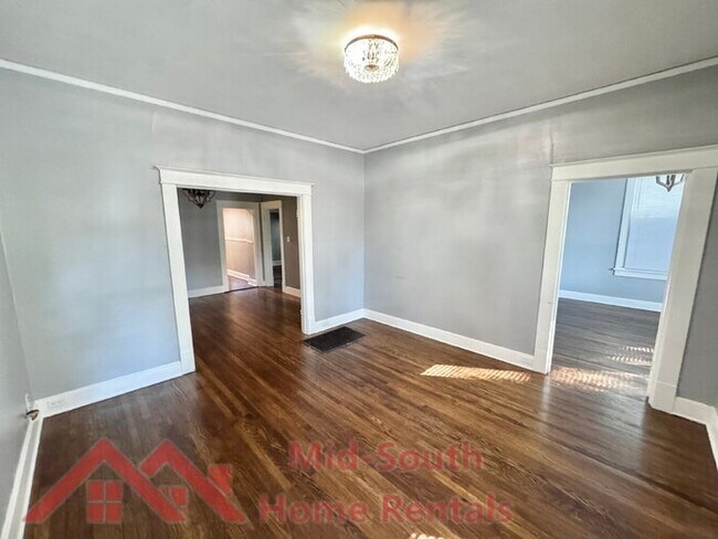 Foto del edificio - 666 Landis St