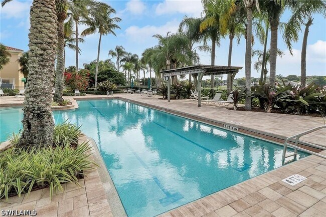 Foto del edificio - 26600 Rosewood Pointe Dr