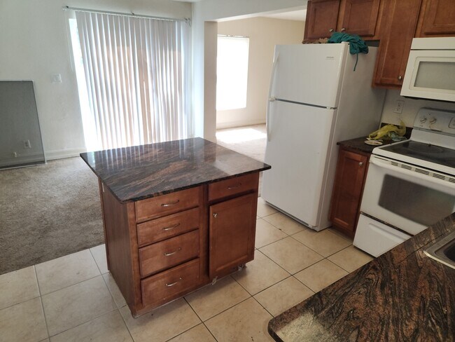 Foto del edificio - 603 SW 1st Ct
