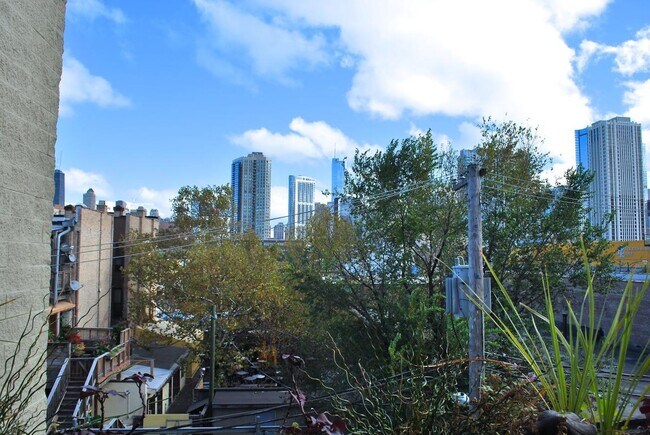Foto del edificio - 459 N Green St