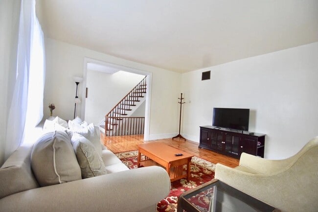 Foto del edificio - 35 Cumberland St