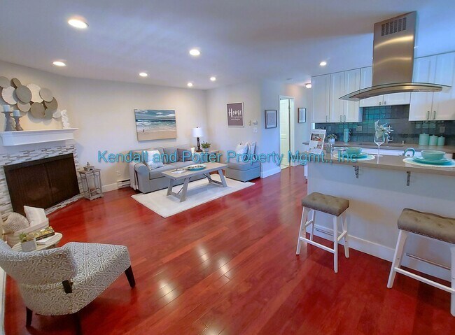 Foto del edificio - Impeccable 2BR, 1BA Capitola Condo with Oc...