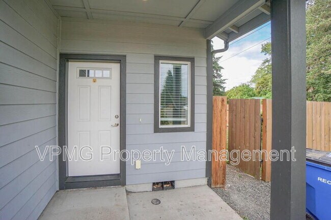 Foto del edificio - 10703 NE 70th St