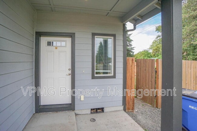 Photo - 10703 NE 70th St Apartment