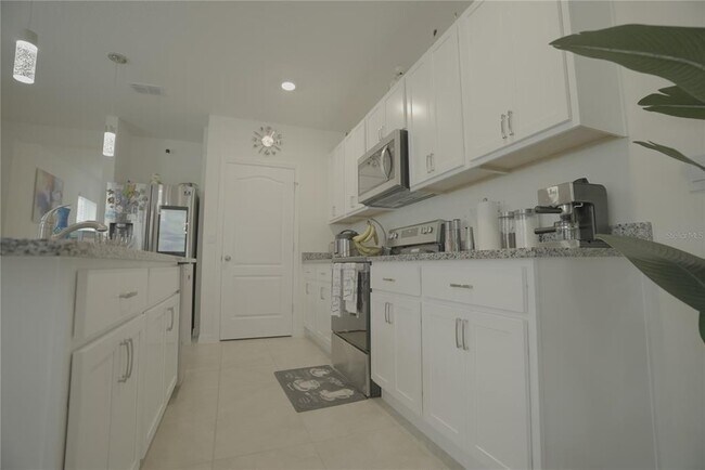 Building Photo - 2265 Tay Wes Dr