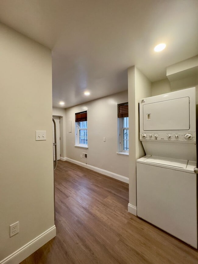 Foto del edificio - Charming 2 Bedroom/2 Bathroom Townhome in Barre Circle, MD!