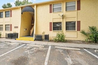 Building Photo - 7627 Dolonita Dr