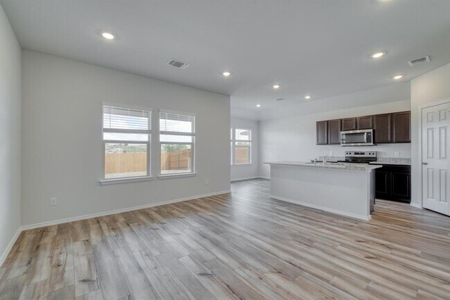 Building Photo - 167 McNamara Ct
